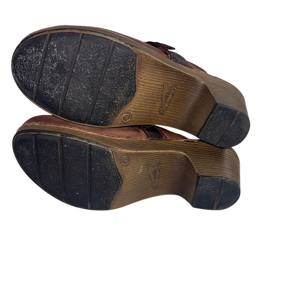 Dansko Brown Leather Braided Buckle Clogs‎ Mules Faux Wood Grain Heel Women's 39 - Picture 8 of 10